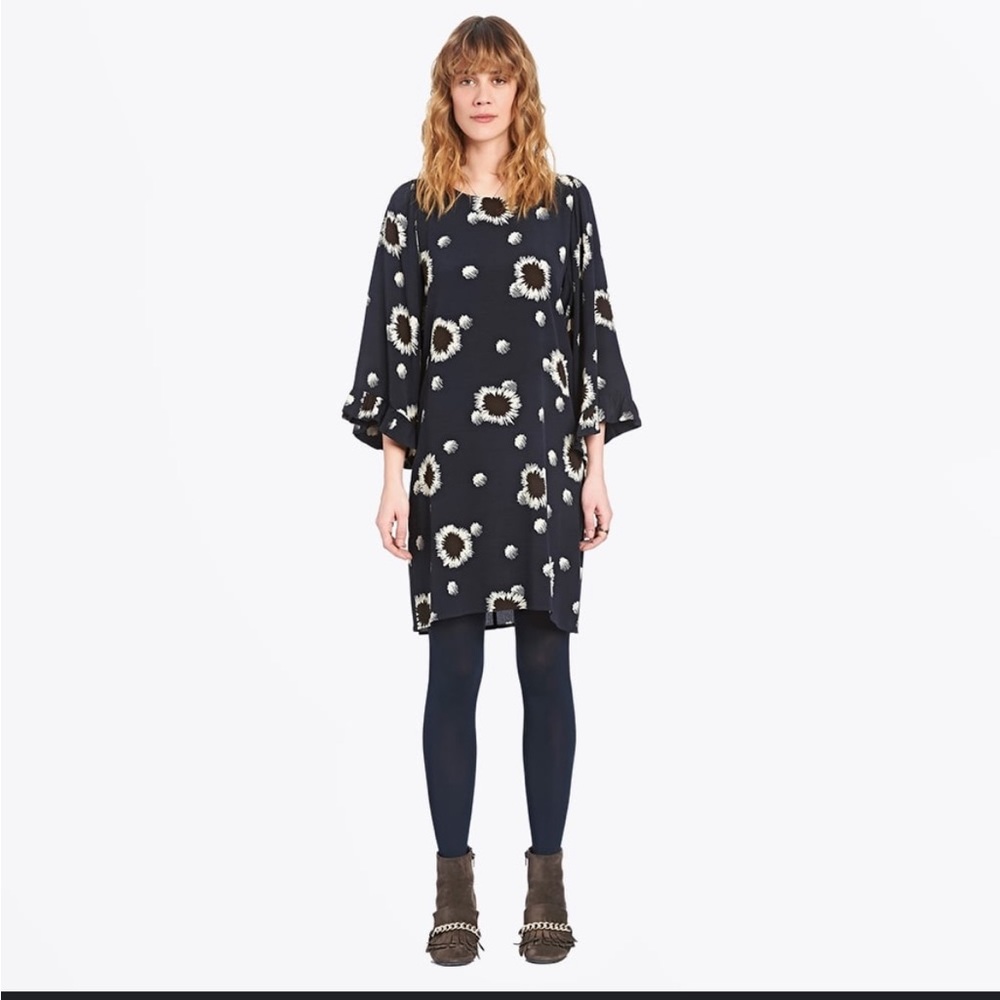 Anthropologie Ottod’ame Navy Floral Kimono Sleeve Mod Made in Italy Dress Sz 6